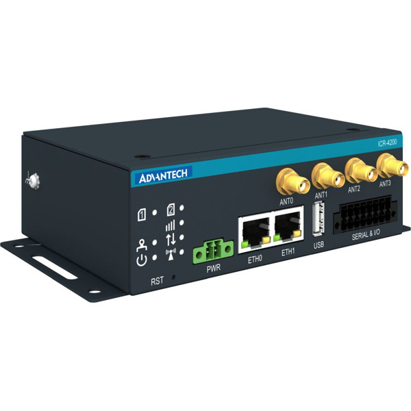 ICR-4261 High-Speed 5G Industrie Router von Advantech gedreht