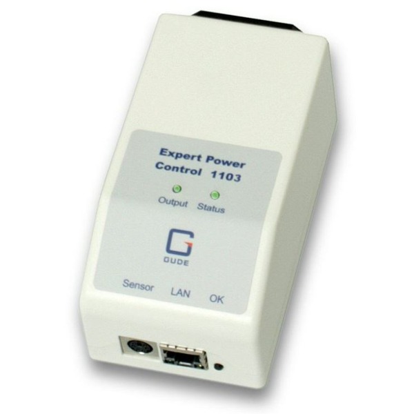 Schaltbarer IEC Lastausgang von Gude zu maximal 10A mit Sensorport.