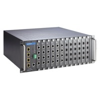 Der ICS-G7748 von Moxa ist ein industrieller Netzwerk Switch mit bis zu 48 Ports.