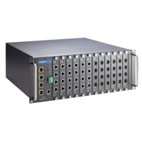 Der ICS-G7850 von Moxa ist ein modularer, industrieller Netzwerk Switch mit bis zu 50 Ports.