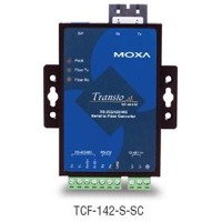 Der TCF-142-S-SC von Moxa ist ein Seriell zu Glasfaser Konverter.