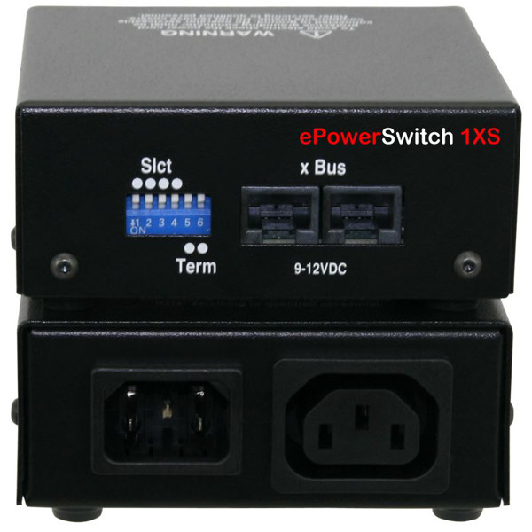 Vorder- und Rückseite der ePowerSwitch 1XS Erweiterung mit 1 C13 Port von Neol.