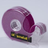 ID-SCRATCH Spenderbox mit 2.5m Rolle des Befestigungsbandes in Violett.