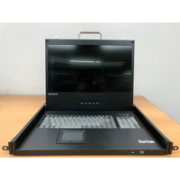 DLX2-216-LED KVM over IP Switch mit 16 KVM Anschlüssen von Raritan Front