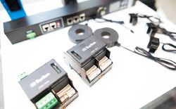Branch Circuit Monitor - Raritans einfaches, modulares BCM-System zur Energie- und Stromverbrauchsmessung in der Elektro-Unterverteilern von Serverräumen