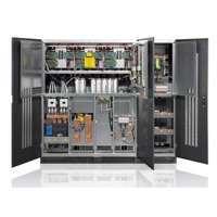 Offene Master MPT 800 Online USV Anlage mit 800kVA / 640kW Leistung von Riello UPS.
