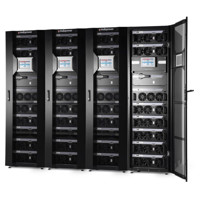 4 parallel laufende PWC 300 Schränke der Multi Power MPW 25 Systeme von Riello UPS.