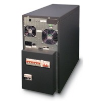 Rückseite mit Anschlüssen und Schaltern der Sentinel Power SPT 6500 Online USV Anlage.