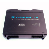 Koffer des SNYPER-LTE Spectrum Mobilfunkscanners mit liveSCAN Antenne von Siretta.