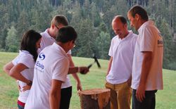 Das BellEquip Team bei der Grillfeier 2015 auf der Schwarzalm in Zwettl.