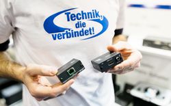 BellEquip POWER-DAYS 2017 - Mit den HDCP-konformen HDMI auf Twisted Pair Sender PT-571 und Twisted Pair Empfänger PT-572+ von Kramer Electronics sind HDMI-Distanzen bis zu 100m möglich.